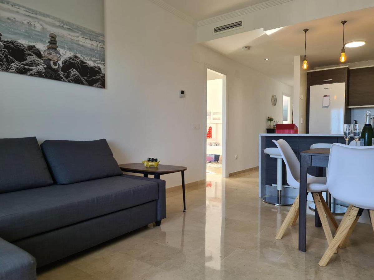 Seaside Serenity - Stylish Apartment With Spectacular Views Manilva Buitenkant foto