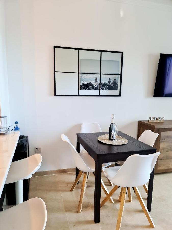 Seaside Serenity - Stylish Apartment With Spectacular Views Manilva Buitenkant foto