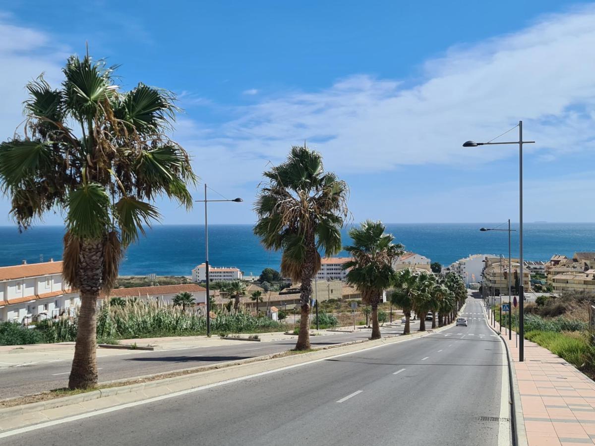 Seaside Serenity - Stylish Apartment With Spectacular Views Manilva Buitenkant foto